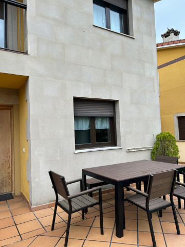 chalet en buen estado en Santillana del Mar