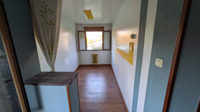 CASA INDEPENDIENTE EN FINCA DE 728M2