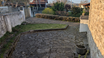 CASA INDEPENDIENTE EN FINCA DE 728M2