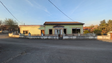 CASA INDEPENDIENTE EN FINCA DE 728M2