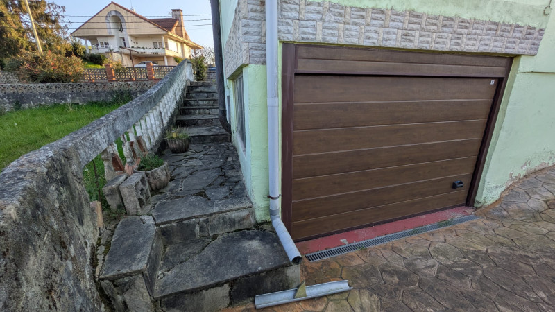 CASA INDEPENDIENTE EN FINCA DE 728M2