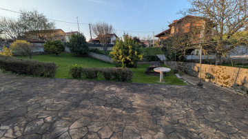 CASA INDEPENDIENTE EN FINCA DE 728M2
