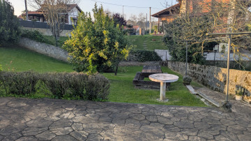 CASA INDEPENDIENTE EN FINCA DE 728M2