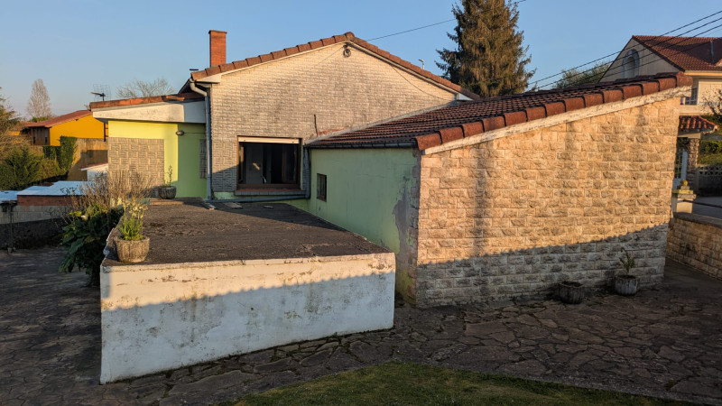 CASA INDEPENDIENTE EN FINCA DE 728M2