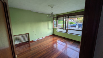 CASA INDEPENDIENTE EN FINCA DE 728M2