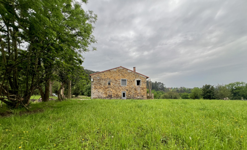 Casa de piedra en Riaño, Solórzano.
