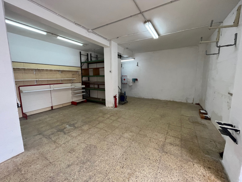 Local-garaje-almacén en Santander