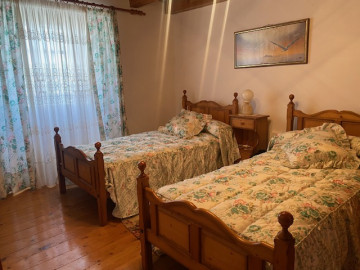 Casas o chalets-Venta-Aguilar de Campoo-1100830-Foto-10-Carrousel