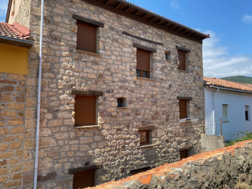 Casas o chalets-Venta-Barruelo de SantullÃ¡n-1412815-Foto-36-Carrousel