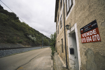 Casas o chalets-Venta-Alar del Rey-1640209-Foto-2-Carrousel