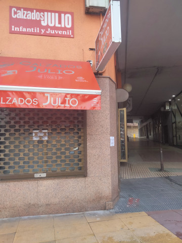 Locales-Venta-Torrelavega-1641448-Foto-4-Carrousel