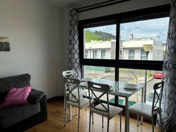 Venta de piso con amplia terraza en Mogro,cerca de la playa