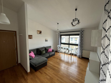 Venta de piso con amplia terraza en Mogro,cerca de la playa