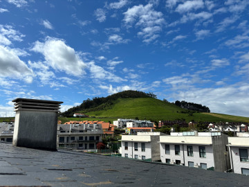 Venta de piso con amplia terraza en Mogro,cerca de la playa