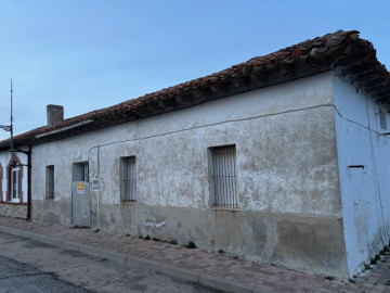 Casas o chalets-Venta-Valle de Valdelucio-181582