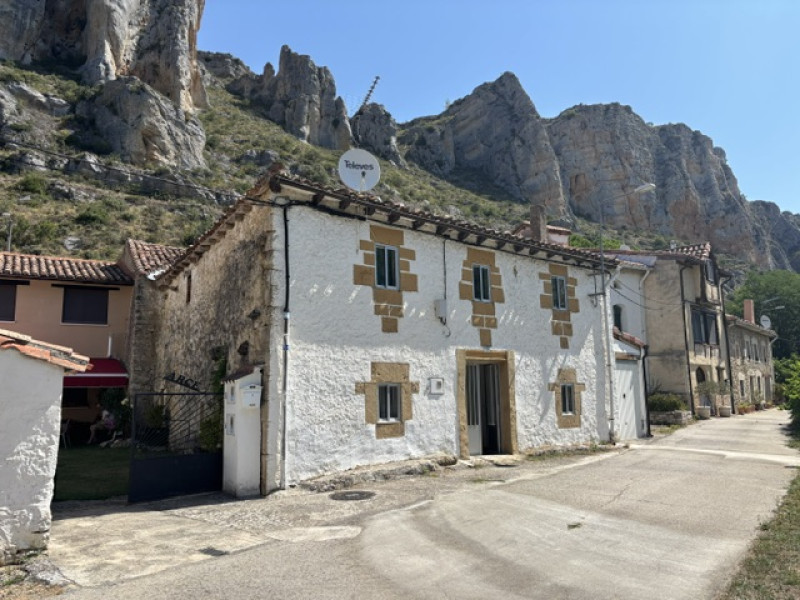 Casa en Hoyos del Tozo