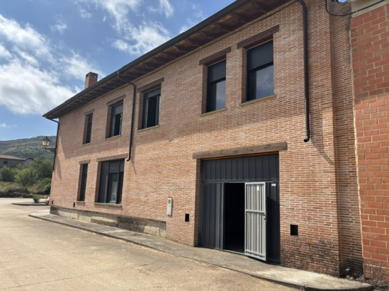 Casa en Renedo de la Escalera
