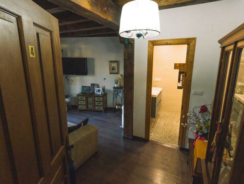 Restaurante y Vivienda en Orbaneja del Castillo