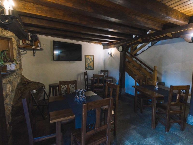 Restaurante y Vivienda en Orbaneja del Castillo