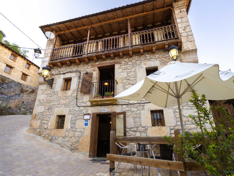 Restaurante y Vivienda en Orbaneja del Castillo