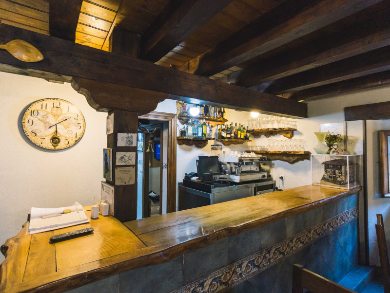 Restaurante y Vivienda en Orbaneja del Castillo