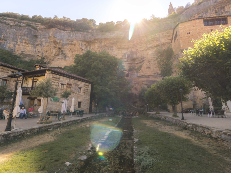 Restaurante y Vivienda en Orbaneja del Castillo