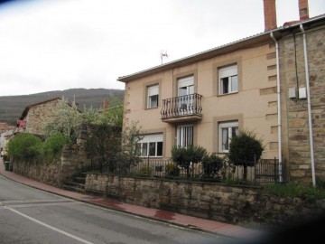 Casas o chalets-Venta-Barruelo de Santullán-97093
