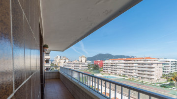 Pisos en Venta en Laredo Ref 0355262 Foto 35-Carrousel