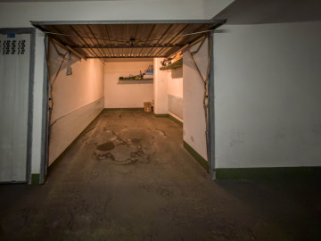 Garajes en Venta en Laredo Ref 039295 Foto 1-Carrousel