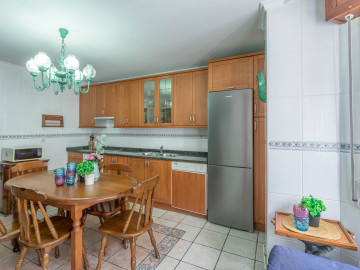 Pisos en Venta en SantoÃ±a Ref 039307 Foto 1-Carrousel