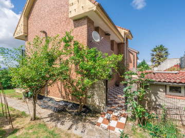 Casas o chalets en Venta en Limpias Ref 039310 Foto 98-Carrousel