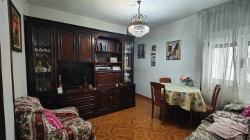 Pisos-Venta-Oviedo-2352775-Foto-3-Carrousel