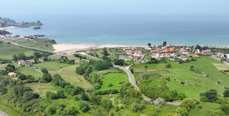 Parcelas urbanizables con vistas al mar en Caravia, Asturias