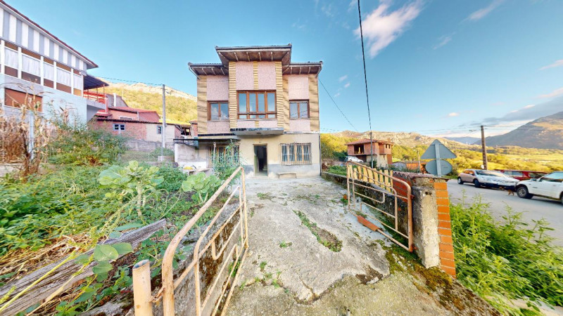 Casa independiente con espectaculares vistas en Laviana, Asturias