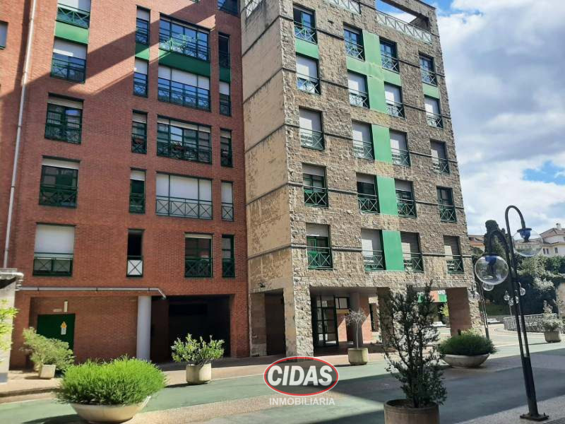 PISO EN EL CENTRO